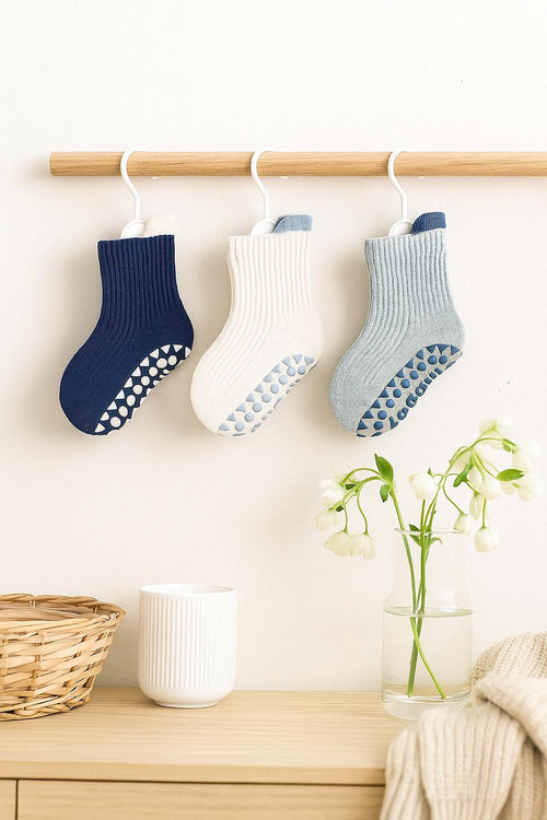 SlippyLess | Socks