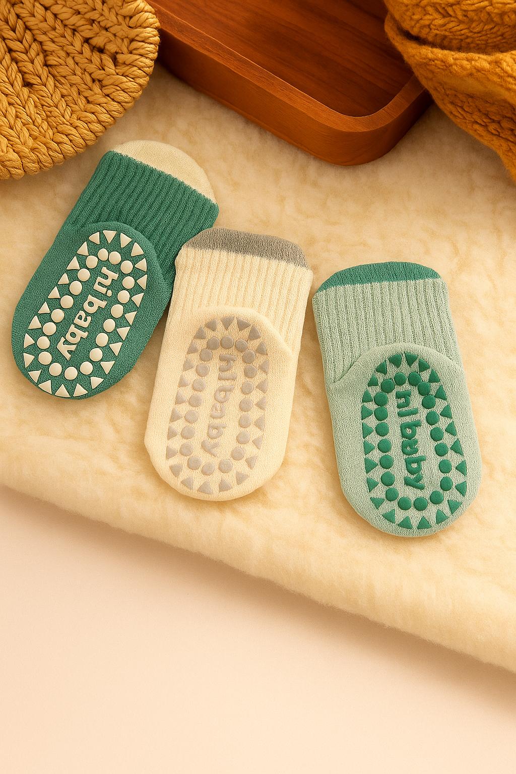 SlippyLess | Socks